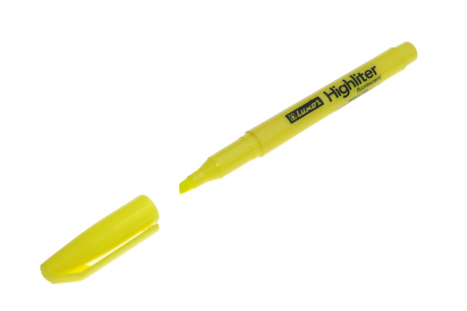 Текстовыделитель Highlighter Fluorescent желтый скошенный наконечник 1-4.5мм на водной основе Luxor флуоресцентный